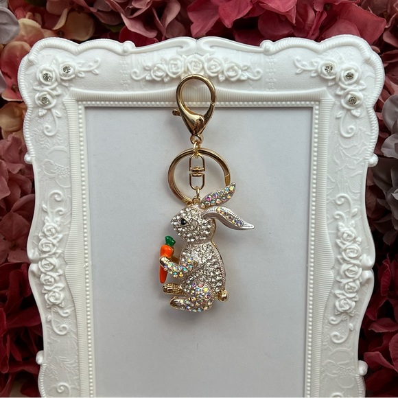 Silver Crystal Bunny Rabbit with Carrot Keychain Charm - Picture 10 of 16